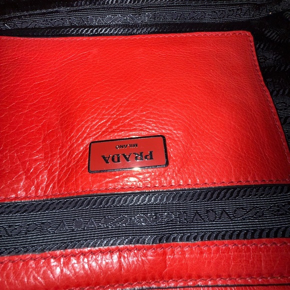 RARE AUTHENTIC PRADA DOUBLE ZIPPER SHOULDER CROSSBODY STRAP EUC - Picture 16 of 16